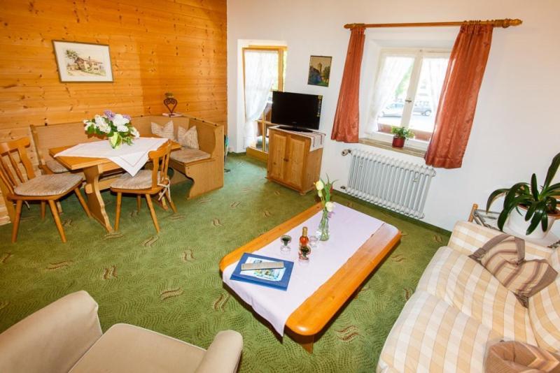 Café Chiemgau und Gästehaus Ruhpolding Extérieur photo